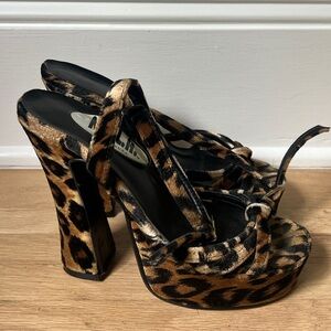 Vintage NYLA Leopard print velvet platform heels with ankle tie